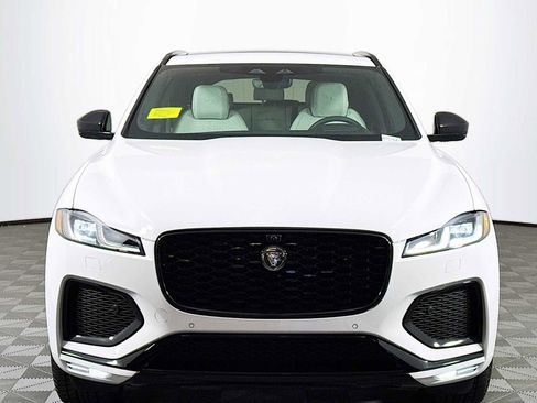New 2026 Jaguar F-PACE R-Dynamic S image 2