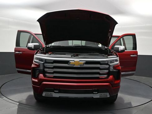 Used 2025 Chevrolet Silverado 1500 High Country RWD image 38