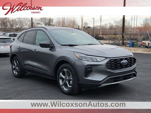 Used 2025 Ford Escape ST-Line FWD image 1