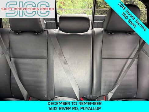 Used 2018 Toyota Tacoma TRD Sport image 27