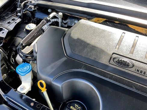 Used 2019 Land Rover Discovery Sport HSE image 32