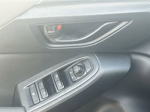 Certified 2024 Subaru Crosstrek 2.0i Premium image 17