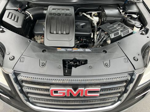 Used 2017 GMC Terrain SLE w/ Convenience Package FWD image 34