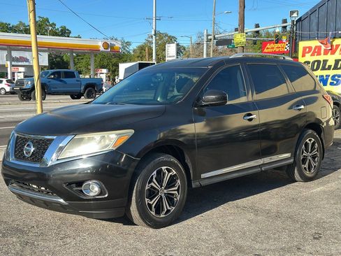 Used 2013 Nissan Pathfinder SL w/ Cargo Pkg image 2