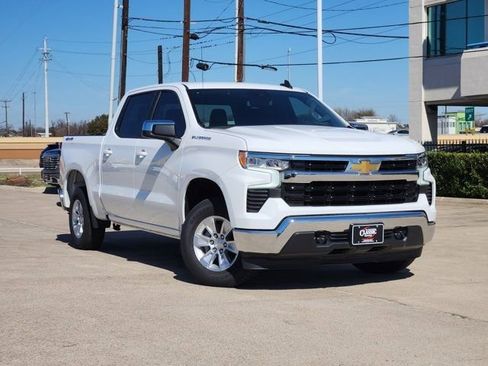 Used 2023 Chevrolet Silverado 1500 LT image 2