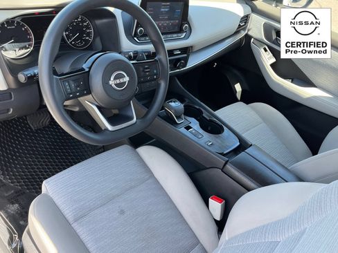 Certified 2023 Nissan Rogue SV FWD image 16