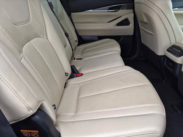 Used 2025 INFINITI QX60 Luxe w/ Vision Package FWD image 19