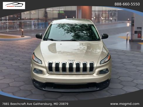 Used 2014 Jeep Cherokee Sport image 2