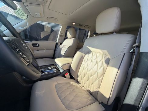 Used 2024 Nissan Armada Platinum w/ Captain's Chairs Package image 9