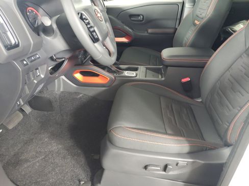 New 2026 Nissan Frontier PRO-4X w/ Pro-4x Convenience Package image 10