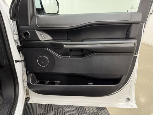 Used 2019 Ford Expedition XLT w/ Equipment Group 201A image 32