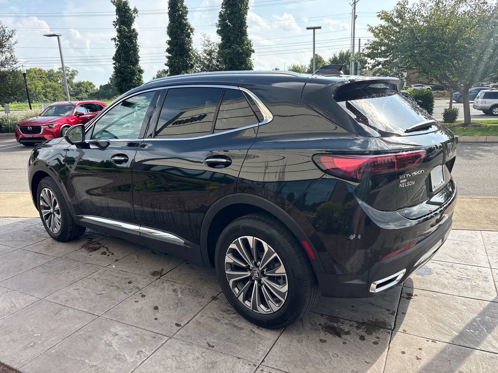 Used 2025 Buick Envision Preferred AWD/4WD image 7