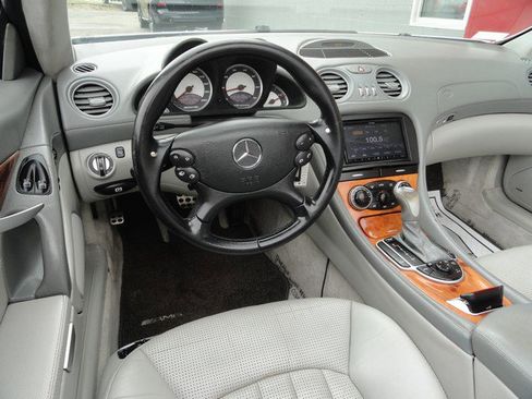 Used 2006 Mercedes-Benz SL 55 AMG AMG image 9