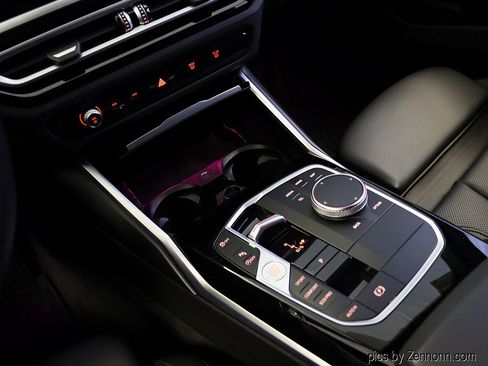 Certified 2023 BMW 330i xDrive Sedan w/ Convenience Package image 21