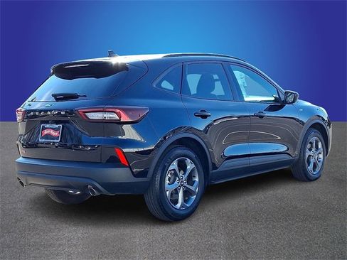 Used 2025 Ford Escape ST-Line image 4