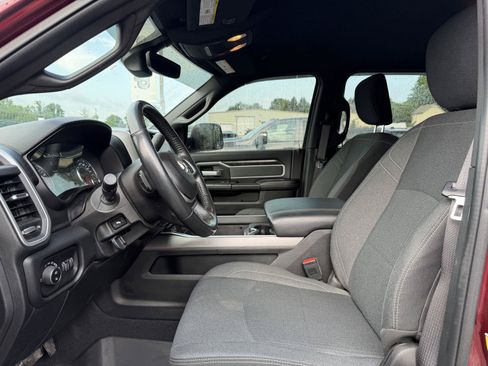 Used 2020 RAM 2500 Big Horn w/ Level 2 Equipment Group AWD/4WD image 9