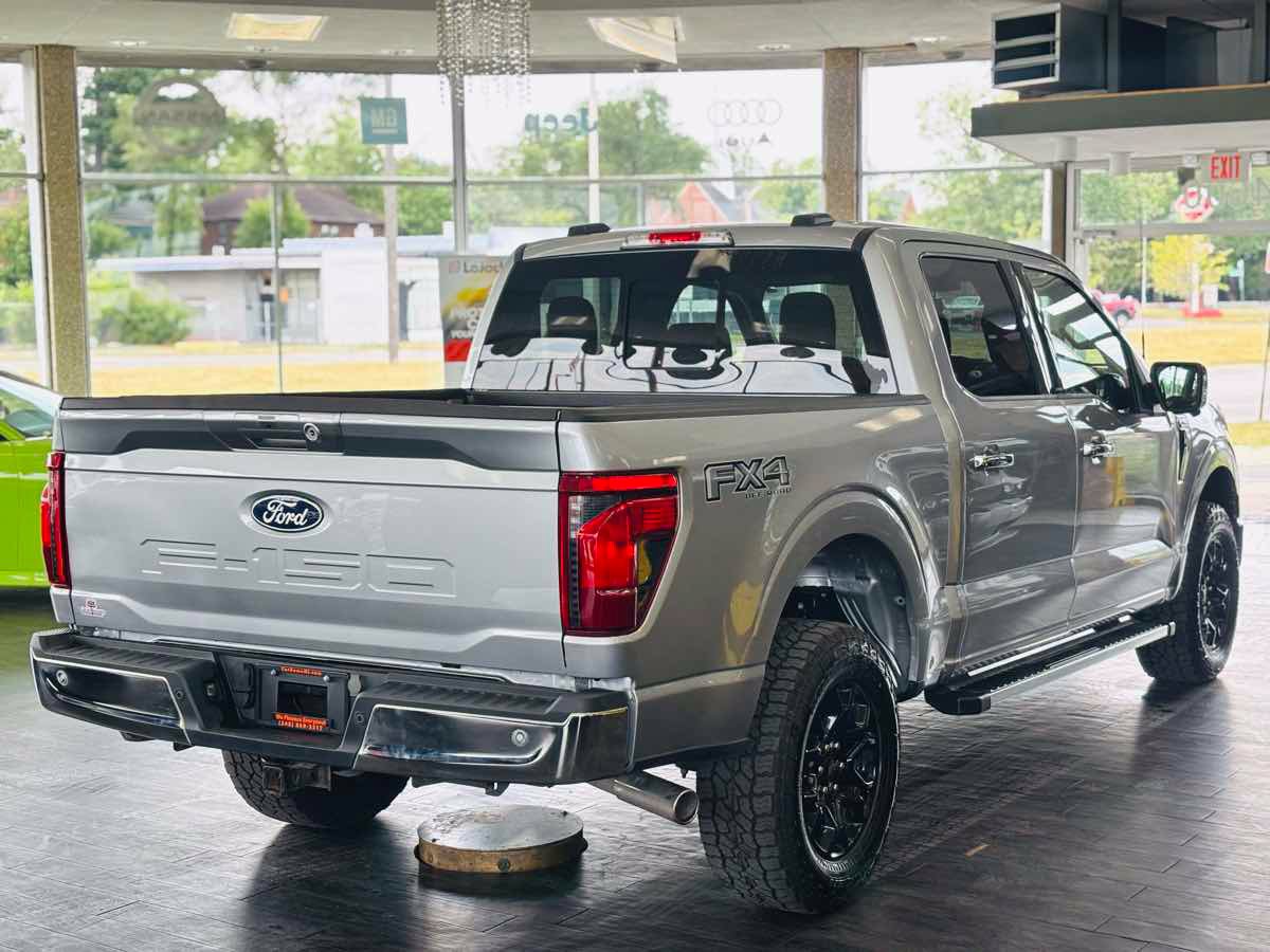 Used 2025 Ford F150 XLT w/ Equipment Group 302A MID AWD/4WD image 8