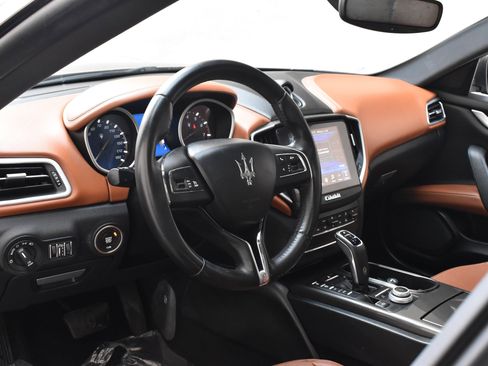 Used 2019 Maserati Ghibli image 18