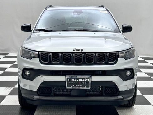 New 2026 Jeep Compass Latitude image 3