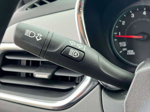 Used 2023 Chevrolet Equinox LS w/ LS Convenience Package image 23