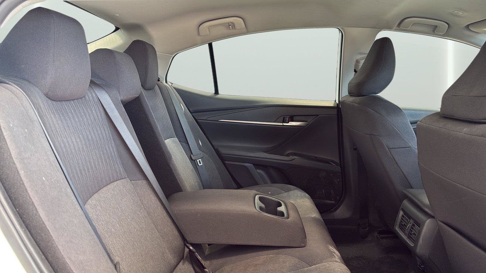 Used 2025 Toyota Camry LE FWD image 15