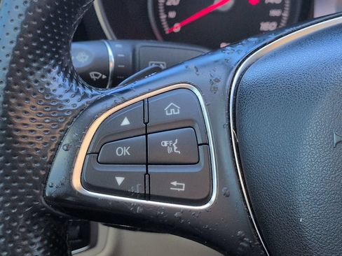 Used 2016 Mercedes-Benz C 300 Sedan image 23