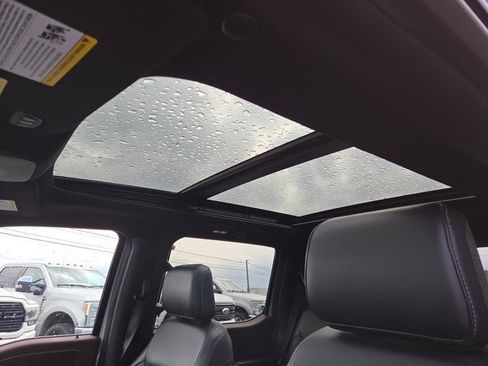 Used 2023 Ford F150 Lariat w/ Equipment Group 502A High image 9