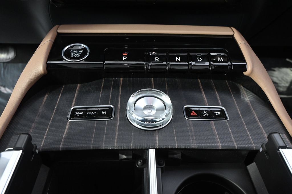 New 2027 Lincoln Navigator Black Label AWD/4WD image 31