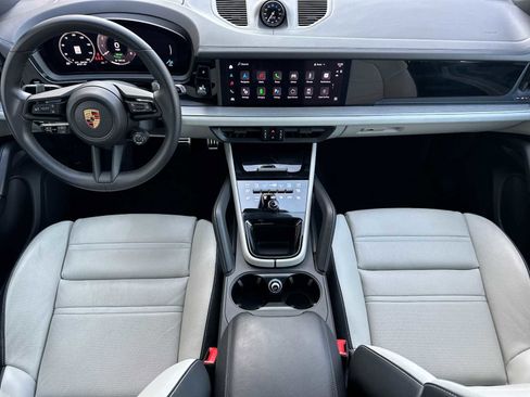 Certified 2024 Porsche Cayenne S image 6
