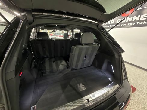 Used 2017 Audi Q7 3.0T Premium Plus AWD/4WD image 42