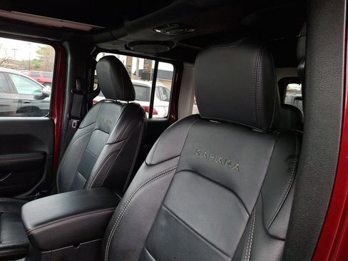 Used 2021 Jeep Wrangler Unlimited Sahara image 24