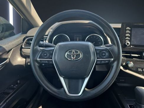 Used 2022 Toyota Camry LE FWD image 12