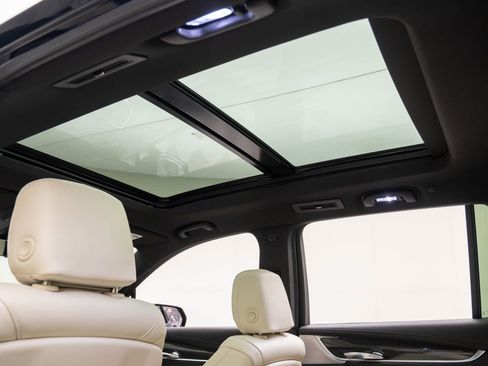 Certified 2024 Cadillac XT6 Sport w/ Technology Package image 13