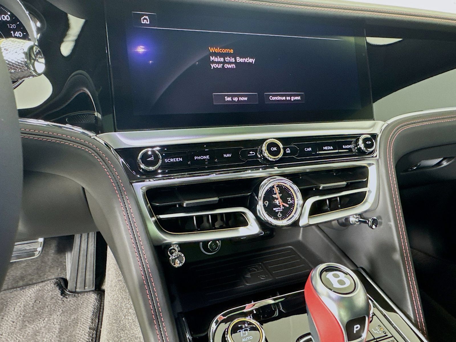 Used 2026 Bentley Flying Spur V8 AWD/4WD image 14