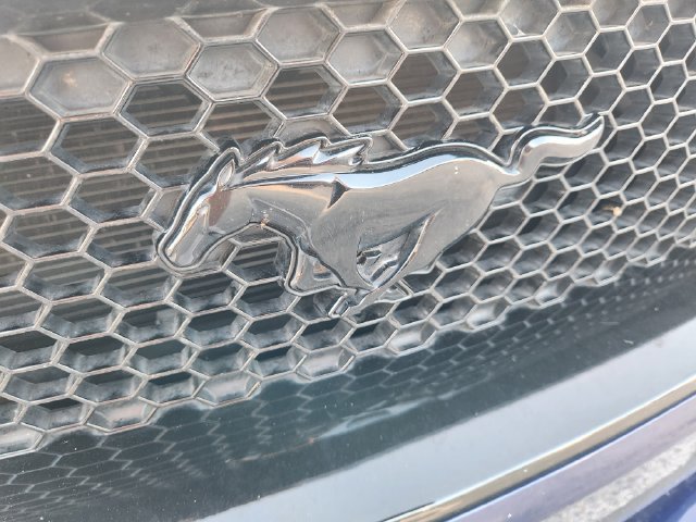 Used 2018 Ford Mustang GT Premium w/ GT Performance Package RWD image 9