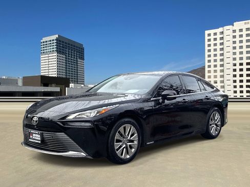Used 2023 Toyota Mirai image 3