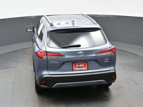 Used 2022 Toyota Corolla Cross XLE image 41