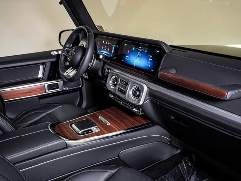 Used 2025 Mercedes-Benz G 63 AMG 4MATIC image 15