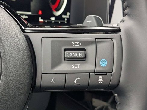 New 2025 Nissan Pathfinder Platinum w/ Black Appearance Package image 29