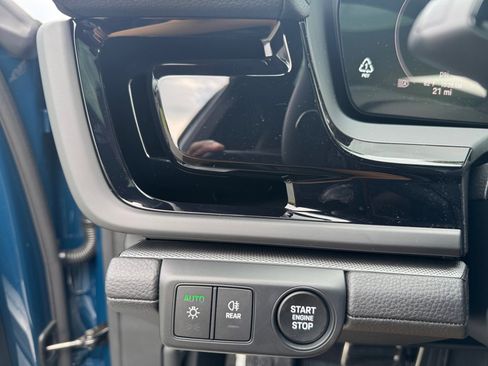 New 2025 Porsche Panamera image 24