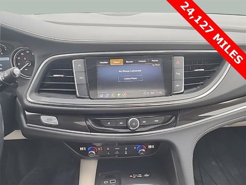 Used 2024 Buick Enclave Essence w/ Experience Buick Package image 17