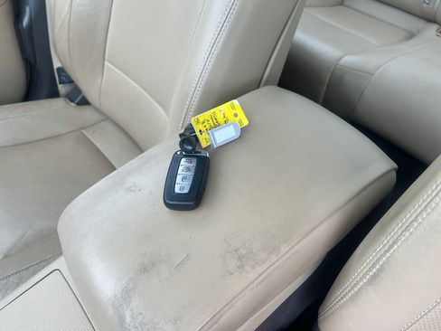 Used 2014 Hyundai Genesis 3.8 w/ Premium Package 02 image 26