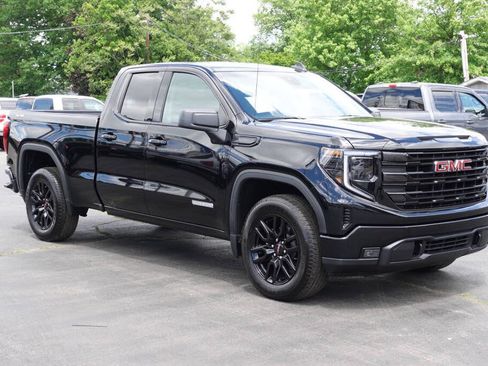 Used 2023 GMC Sierra 1500 Elevation AWD/4WD image 5