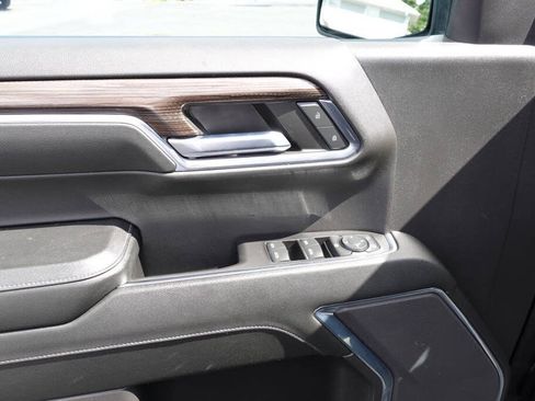 Used 2024 Chevrolet Silverado 1500 LT AWD/4WD image 17
