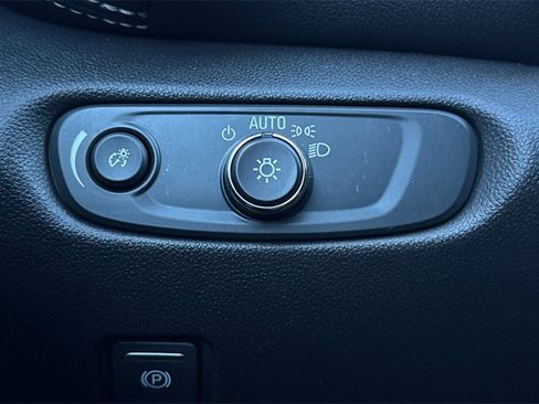 Certified 2023 Chevrolet Blazer LT image 31