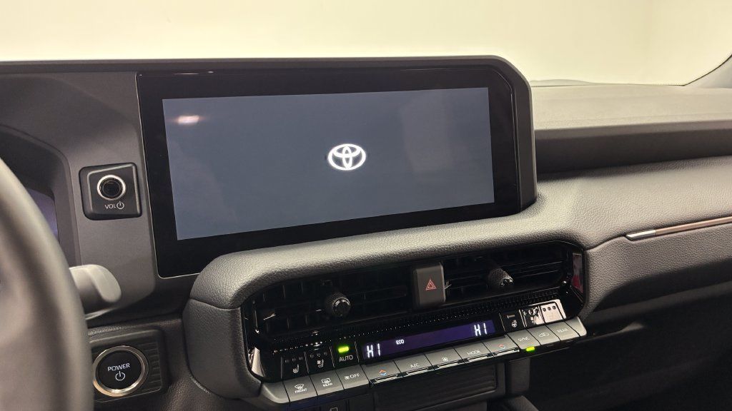 Used 2027 Toyota Land Cruiser AWD/4WD image 20