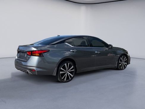 Used 2020 Nissan Altima 2.5 Platinum AWD/4WD image 5