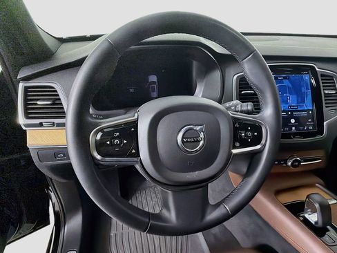 Certified 2023 Volvo XC90 B6 Core w/ Protection Package Premier AWD/4WD image 12