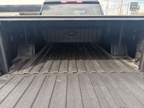 Used 2022 Chevrolet Silverado 1500 LT w/ Protection Package image 15