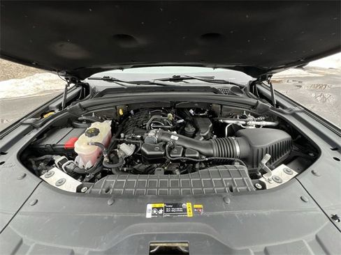 Used 2022 Jeep Grand Cherokee L Limited image 13